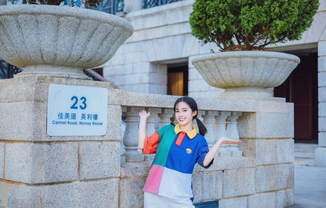 九游娱乐：外出旅游时可以利用以下技巧巧妙避开人群拒绝拍游客照