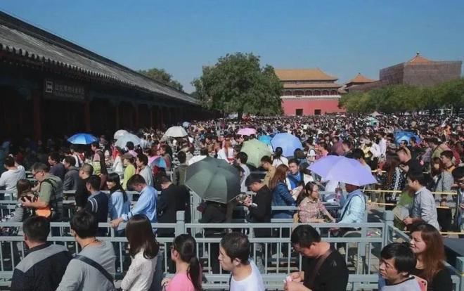 旅行拍照小技巧教你避开人人人人拍照
