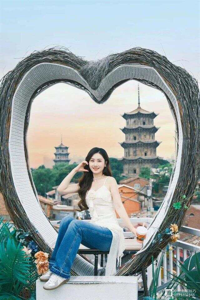 旅游景点打卡拍照9个姿势动作好看好学又出片(图5)