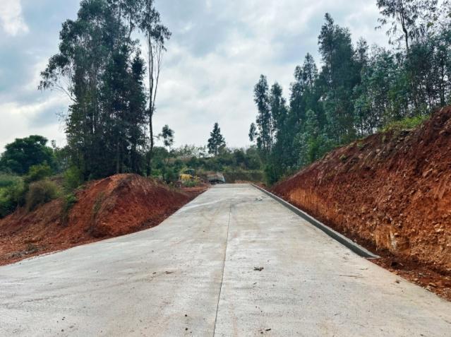 九游娱乐：玉溪红塔青龙山公益性公墓配套道路硬化工程完工通车