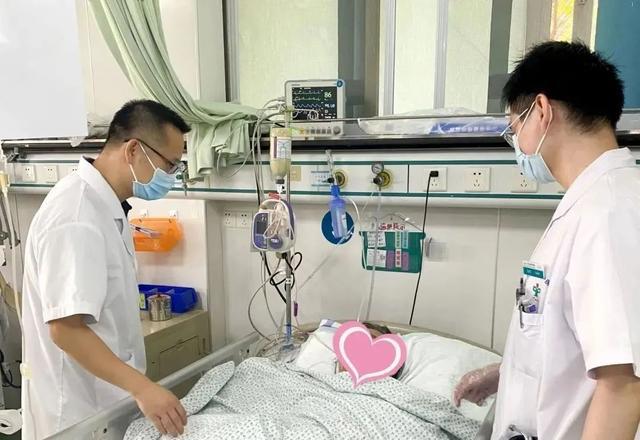 九游娱乐：切了块生猪肉男子头痛欲裂险些丧命！罪魁祸首是……