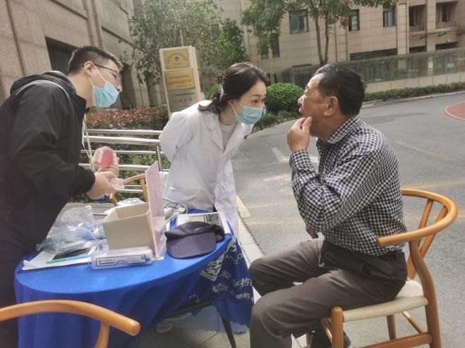 九游娱乐：企退11月便民服务温暖你我的贴心之举(图4)