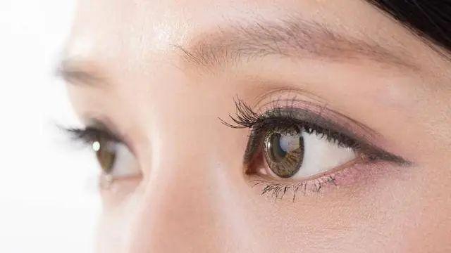 人像摄影中眼神的力量(图5)