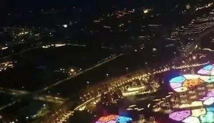 九游娱乐：出游旅拍的几个小技巧小编与你分享(图2)