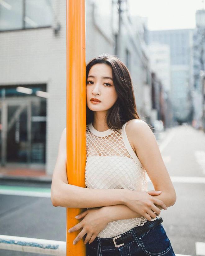 九游娱乐：摄影技巧教程_把人物拍好看的摄影技巧(图2)