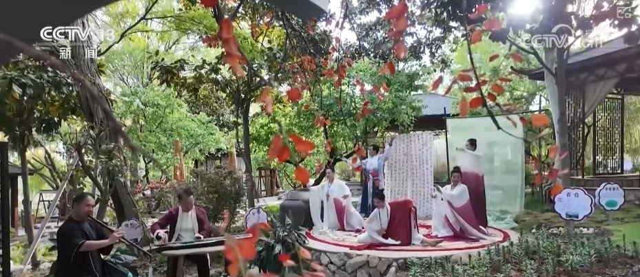 九游娱乐：“车票+景区+酒店”织就辐射网银发列车构建移动文化消费体验空间(图7)