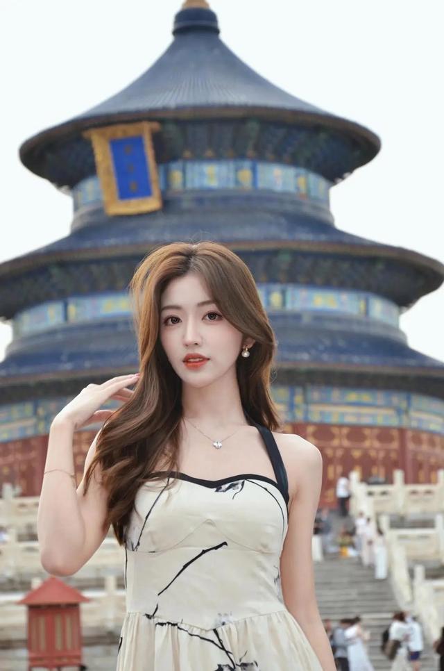 1个景点10个姿势景点打卡拍照、国庆旅行这样拍就对了(图4)