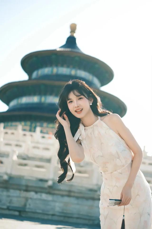 1个景点10个姿势景点打卡拍照、国庆旅行这样拍就对了(图3)