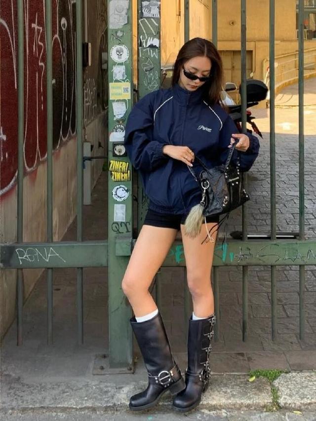 懒人必看!时尚博主HYeli的CleanFit穿搭+拍照速成法(图4)