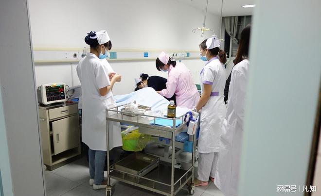 27岁女孩被蛇咬身亡后续：生活照曝光家属透露更多细节 通(图3)