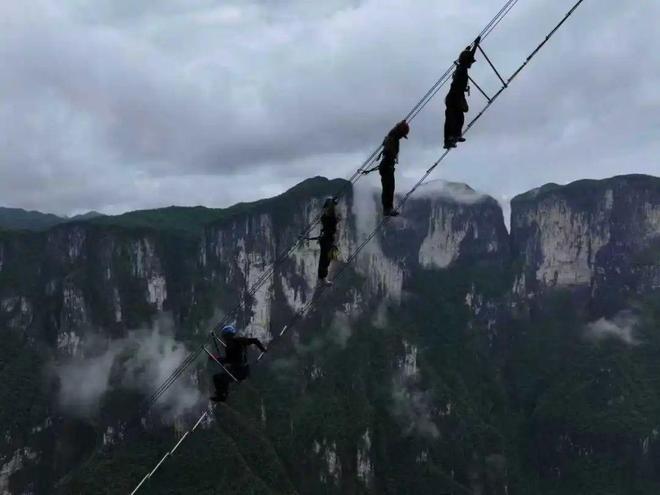 张家界七星山飞拉达：悬崖上的心跳｜第七届“中国服务”·旅游产品创意案例（24）(图3)