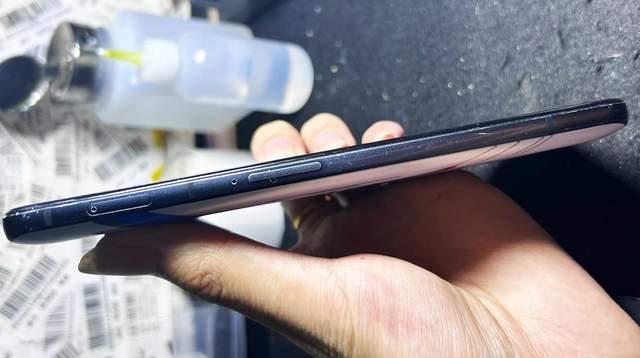 经典动漫限定版手机667英寸电竞屏升降肩键设计打游戏专属(图5)