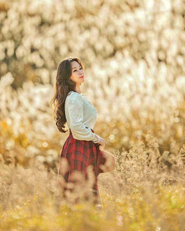 咋把人像照片拍得不普通？来学这5个摄影技巧吧(图2)