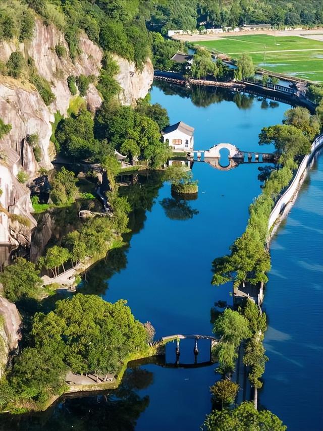 旅游风景哪里最值得看？避开网红地这样拍才美(图3)