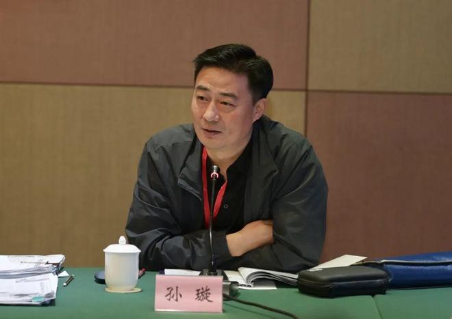 九游娱乐文化：全国晚报社长总编“丝绸寻踪源点南充”调研活动在南充高坪举行(图9)