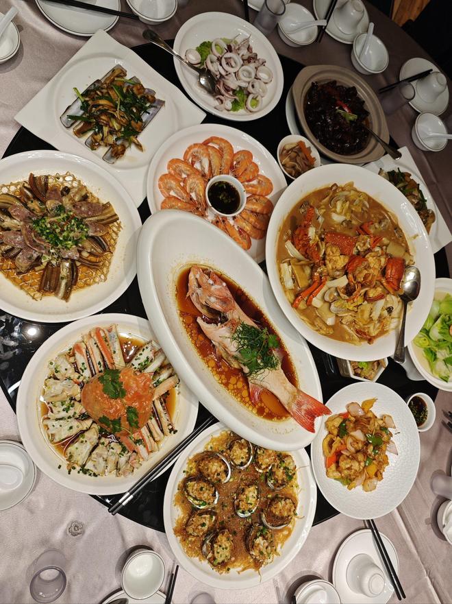 “2026年日照自驾游：停车超方便的海鲜店